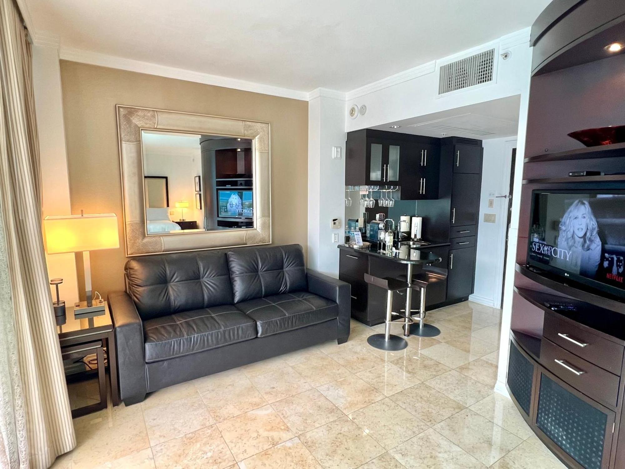 Boutique Suites 3 Min Walk To Beach Miami Beach Exterior photo