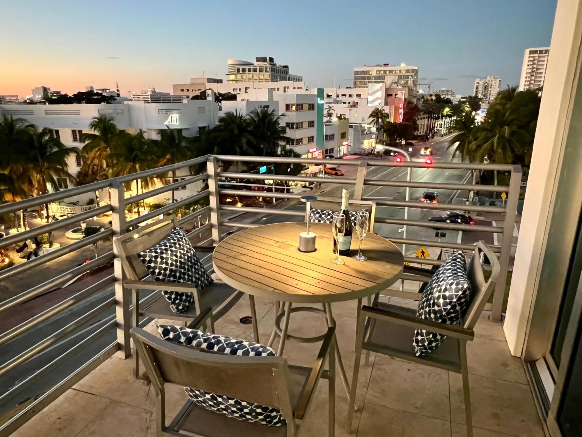Boutique Suites 3 Min Walk To Beach Miami Beach Exterior photo