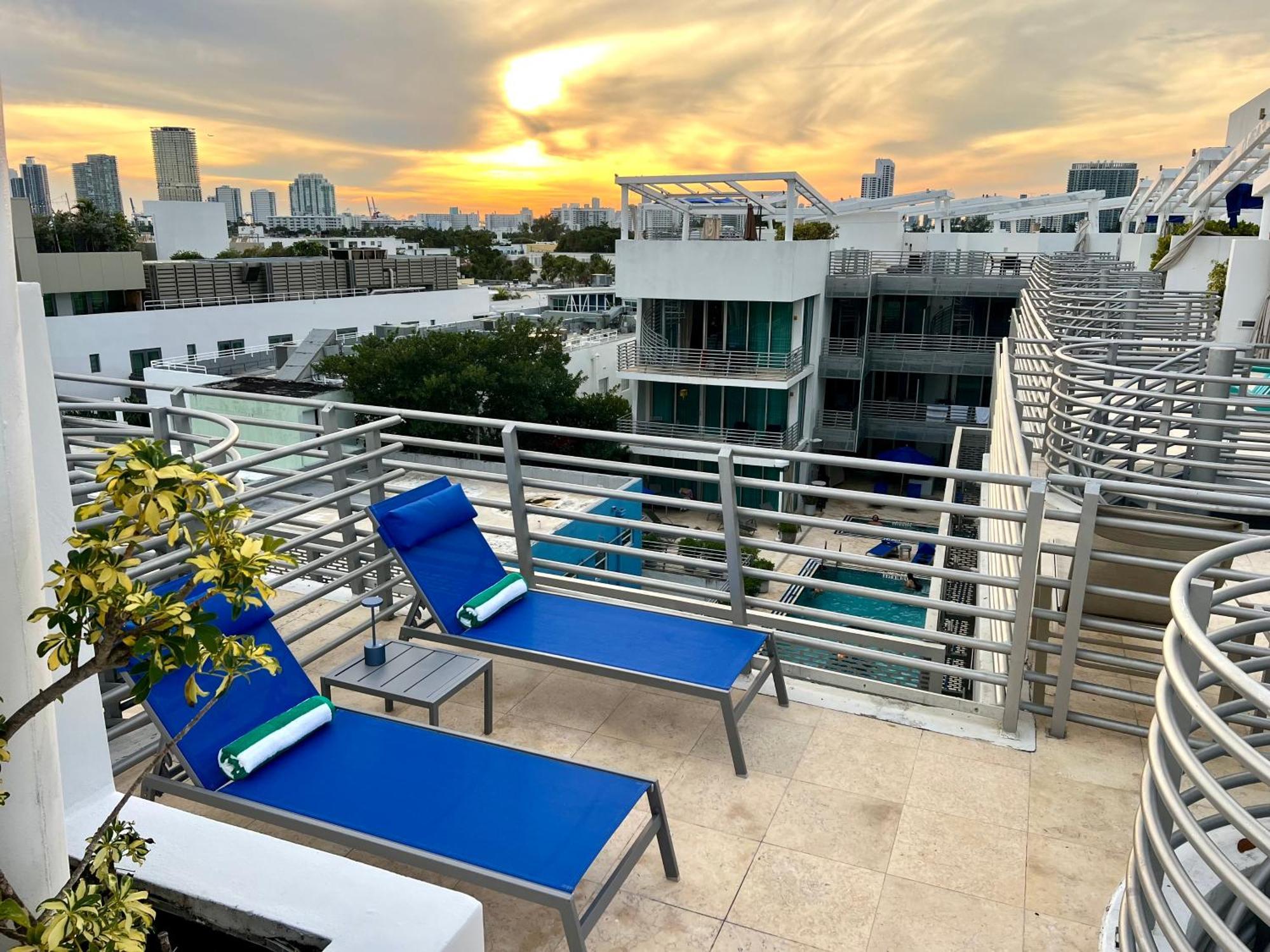 Boutique Suites 3 Min Walk To Beach Miami Beach Exterior photo
